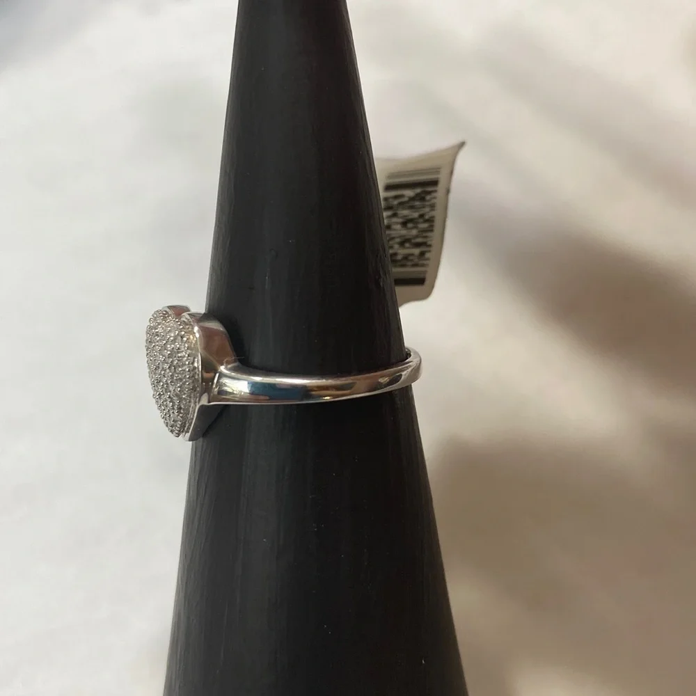 JTV Sterling Silver Heart Diamond accent ring!